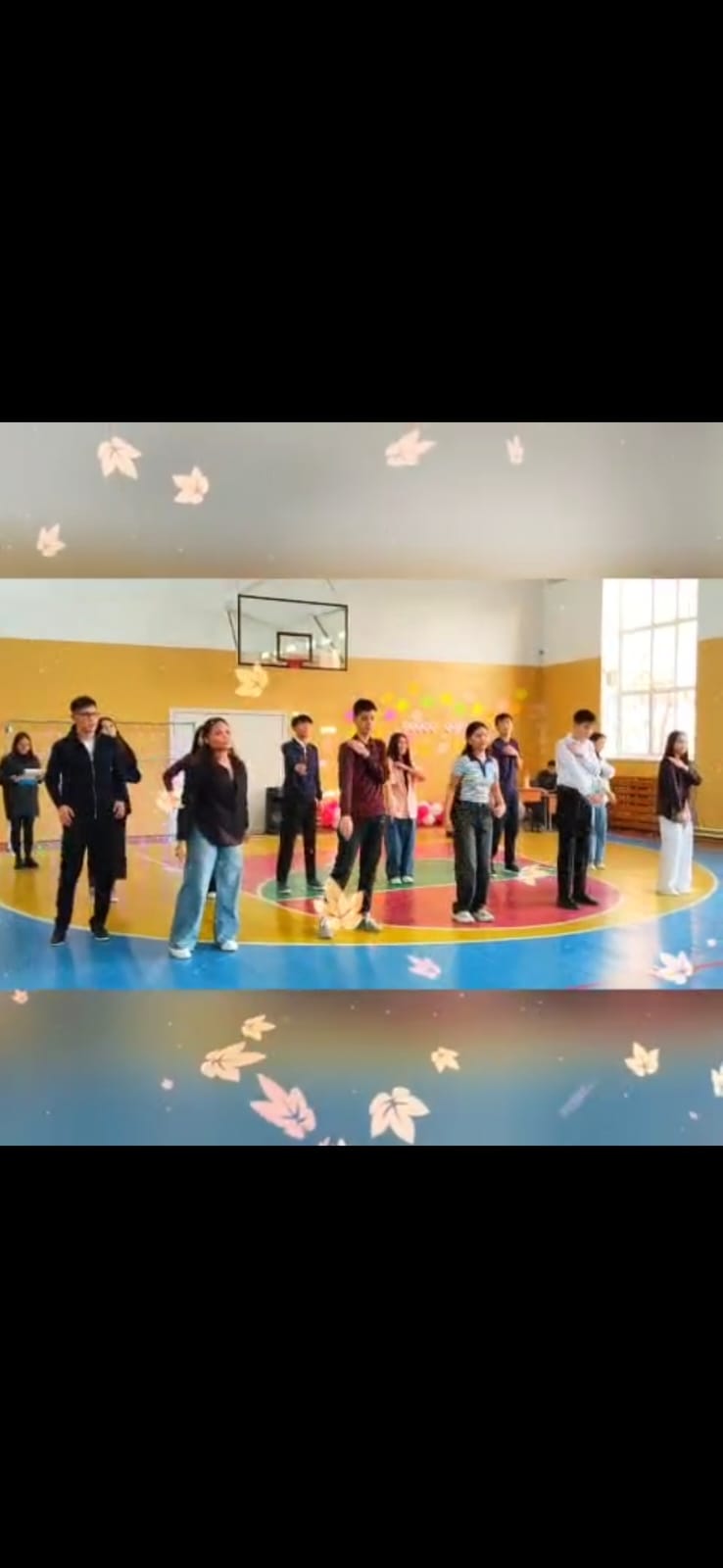 &quot; Алтын- күз-2025&quot; 24 қазан күні 9-11 сынып оқушылары көңілді де әсерлі &quot; Алтын күз &quot; кеші -өтті. 