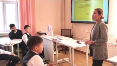 14 қараша күні 8 «А» және 8 «В» сынып оқушылары үшін &quot;Қаржы әлемі&quot; атты қаржылық сауаттылық апталығы аясында «Қаладағы экономикалық өмір сүру негіздері» атты мазмұнды воркшоп ұйымдастырылды.