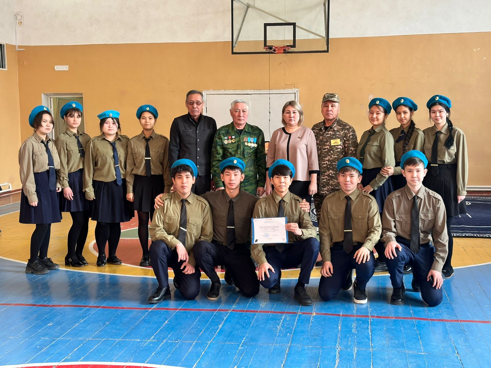 24 қараша &quot;Адал азамат&quot; біртұтас тәрбие бағдарламасы аясында &quot;Шабыт&quot; жобасы, &quot;Қауіпсіз қоғам&quot; алдын алу шарасы бойынша облыстық тәжірибе алмасу семинарында  &quot;Жас Сарбаз&quot; әскери-патриоттық әндер байқауы өтті.